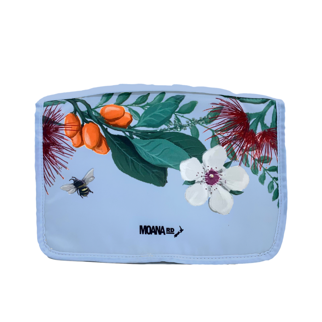 Moana Road The Tracy Hanging Toiletry Bag Blue
